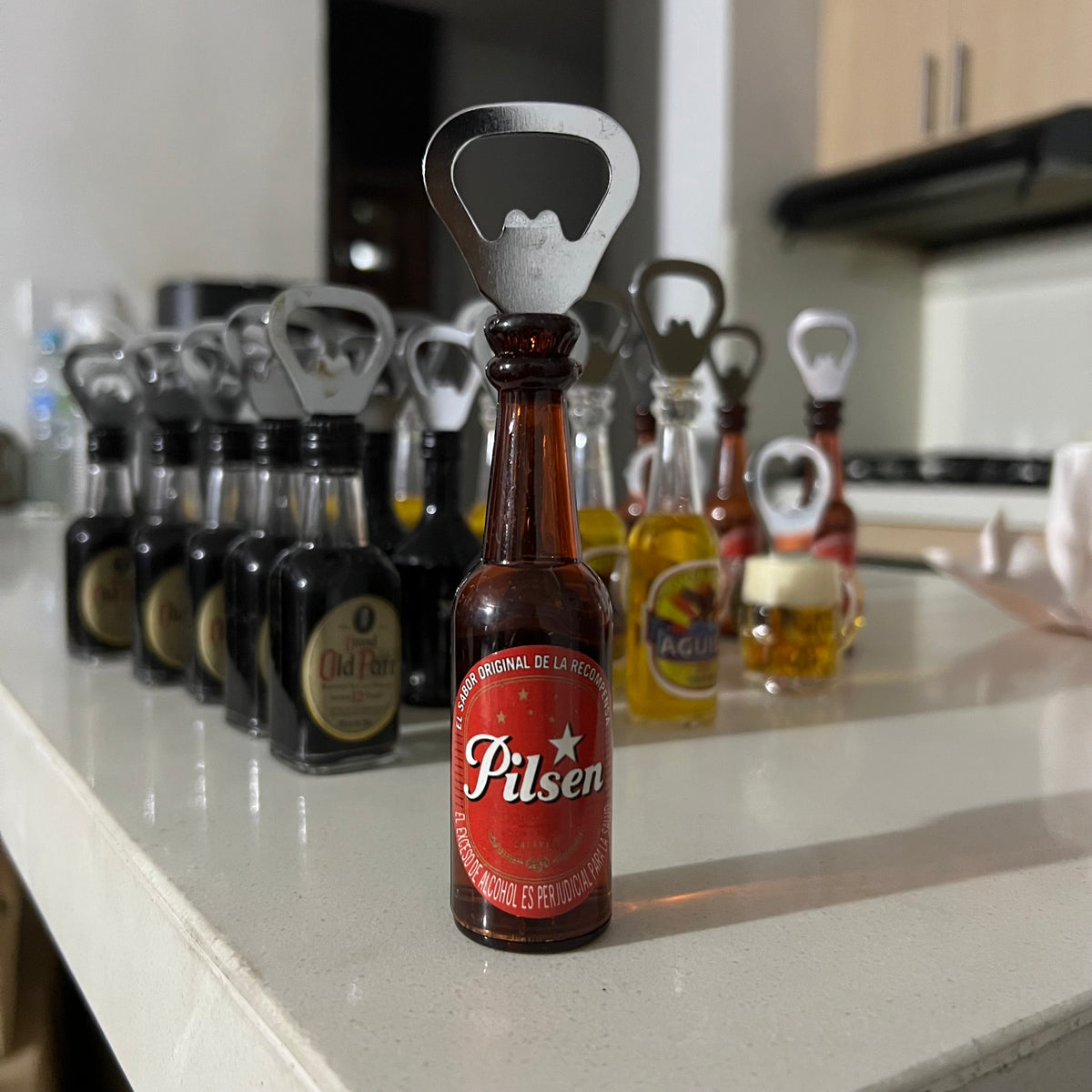 DESTAPADOR CON IMÁN PILSEN